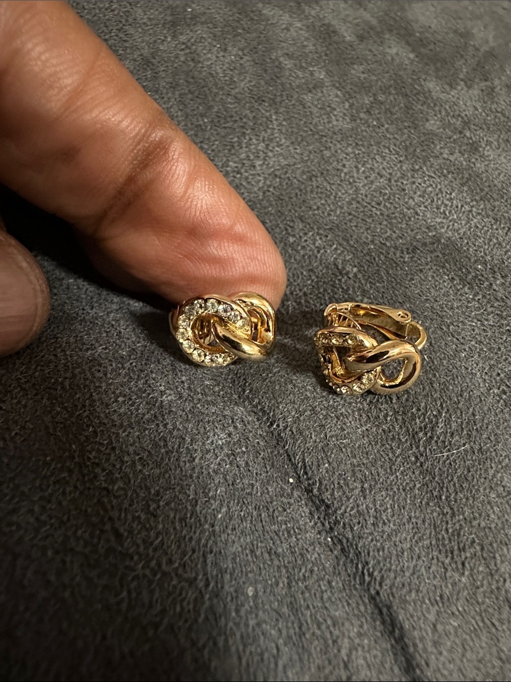 Dior Gold-Tone Knot Earrings with Crystal Trim. PREOWNED. - Picture 5 of 5